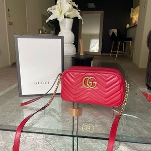 Gucci GG Marmont small matelassé shoulder bag